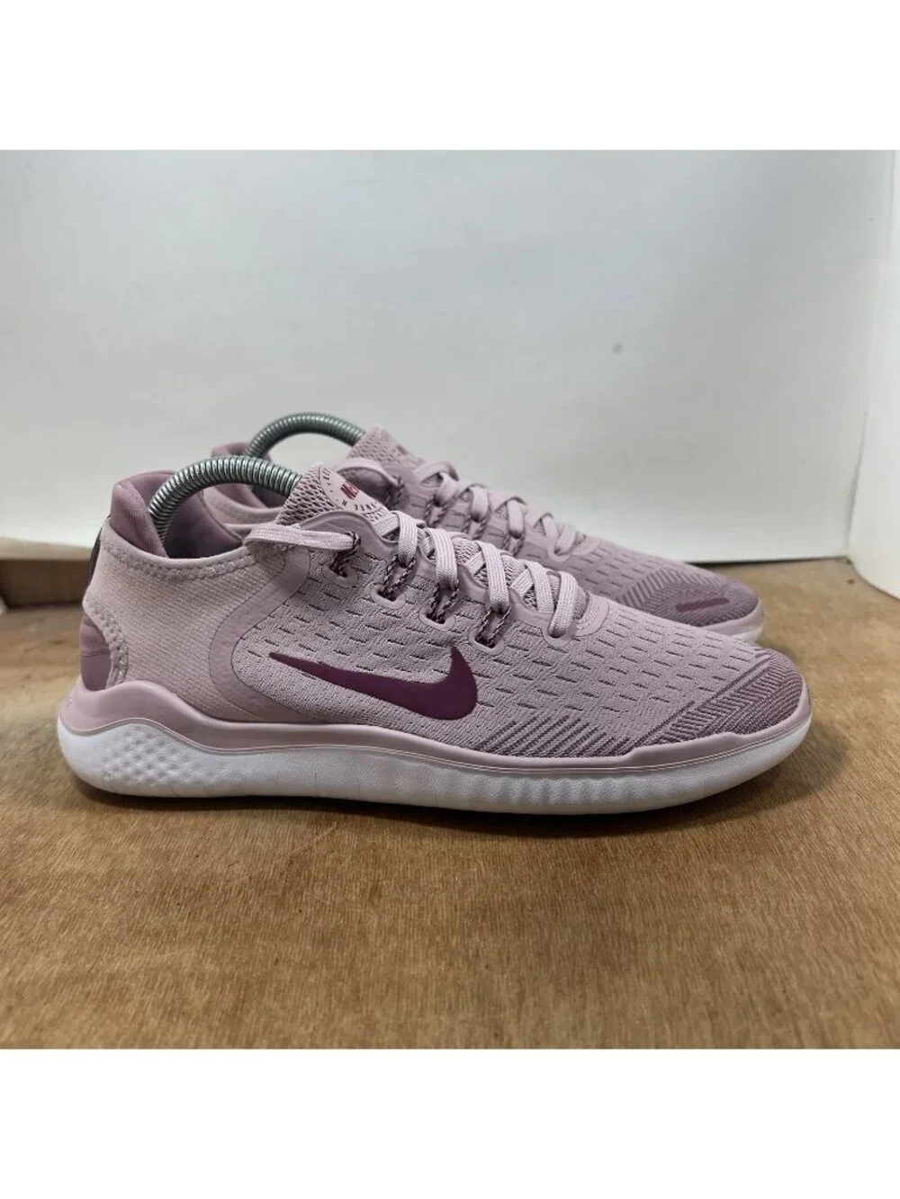 Nike Free RN 2018 Women's Size 9 Running Shoes Plum Chalk True Berry